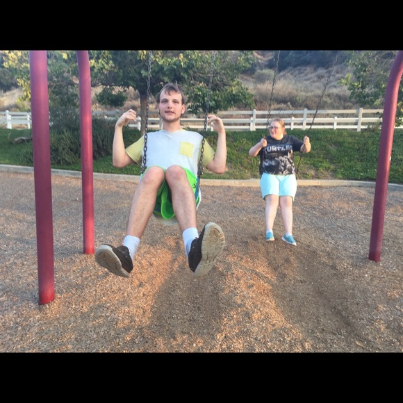 Meet your Posher, Kayla - Picture 1 of 1